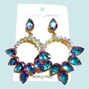 🥳 3/$26 Dangle Earrings - Purple Blue Irridescent Teardrop